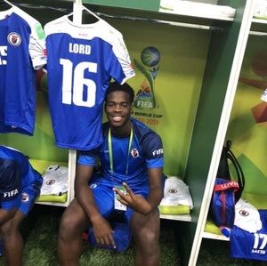 Meet your Posher, Jean